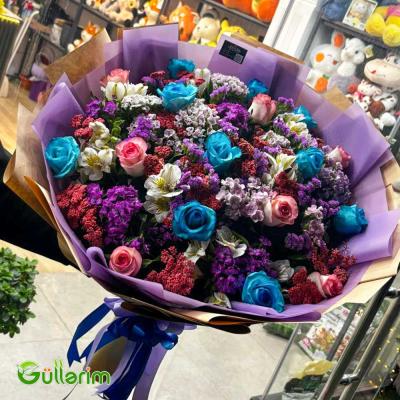 Çoxrəngli Qızılgül və Qarışıq Çiçək Buketi