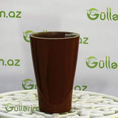 Özünü suvaran ağıllı dibçək