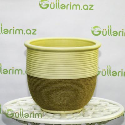 Toxuma naxışlı və krem rəngli plastik dibçək