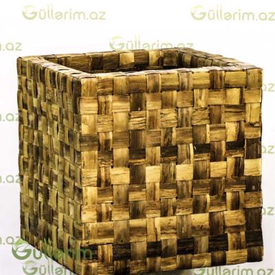 Toxunma kvadrat dekorativ dibçək